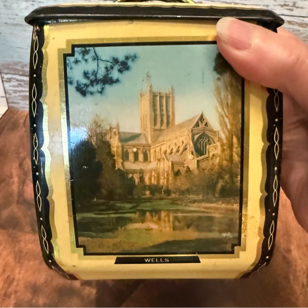 Vintage English toffee tin box was made in England by Edward Sharp black & gold - Picture 3 of 9